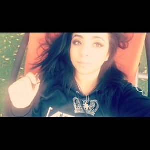 Meet your Posher, Destiny